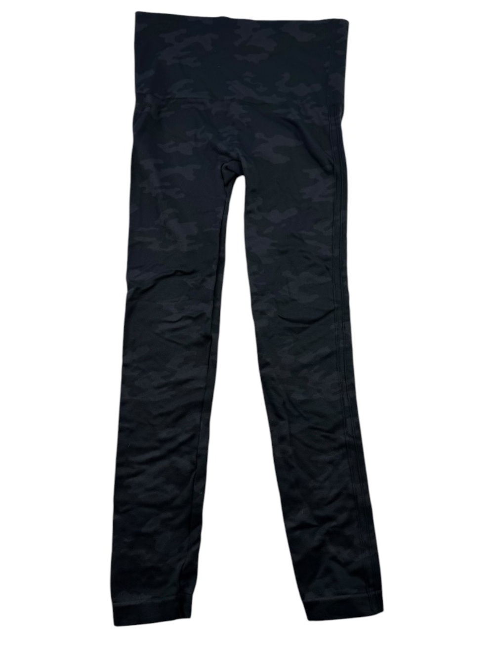 SPANX Look At Me Now Black Camo Leggings - Picture 2 of 8